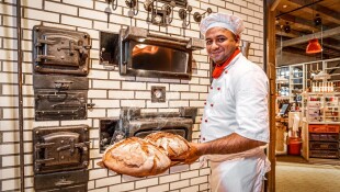 Karls Erlebnis-Dorf Bäckerei Brot