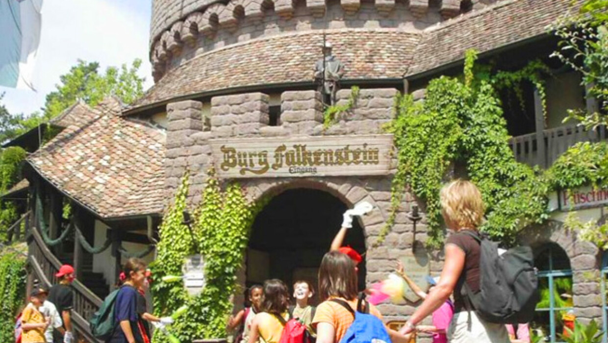 Burg Falkenstein Holiday Park Fassade