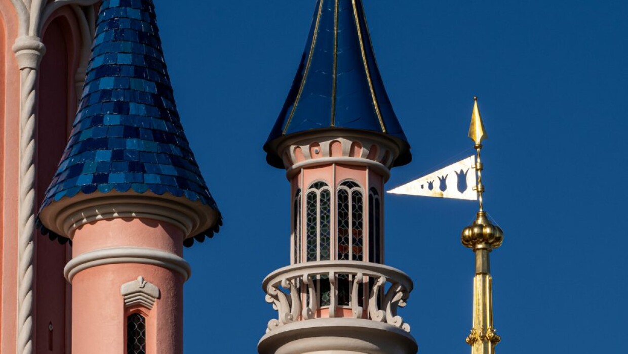 Arbeiten am ikonischen Schloss in Disneyland Paris 10