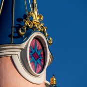 Arbeiten am ikonischen Schloss in Disneyland Paris 07