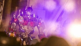 Universal Studios Beijing neu 2021 New Year Gala Transformers