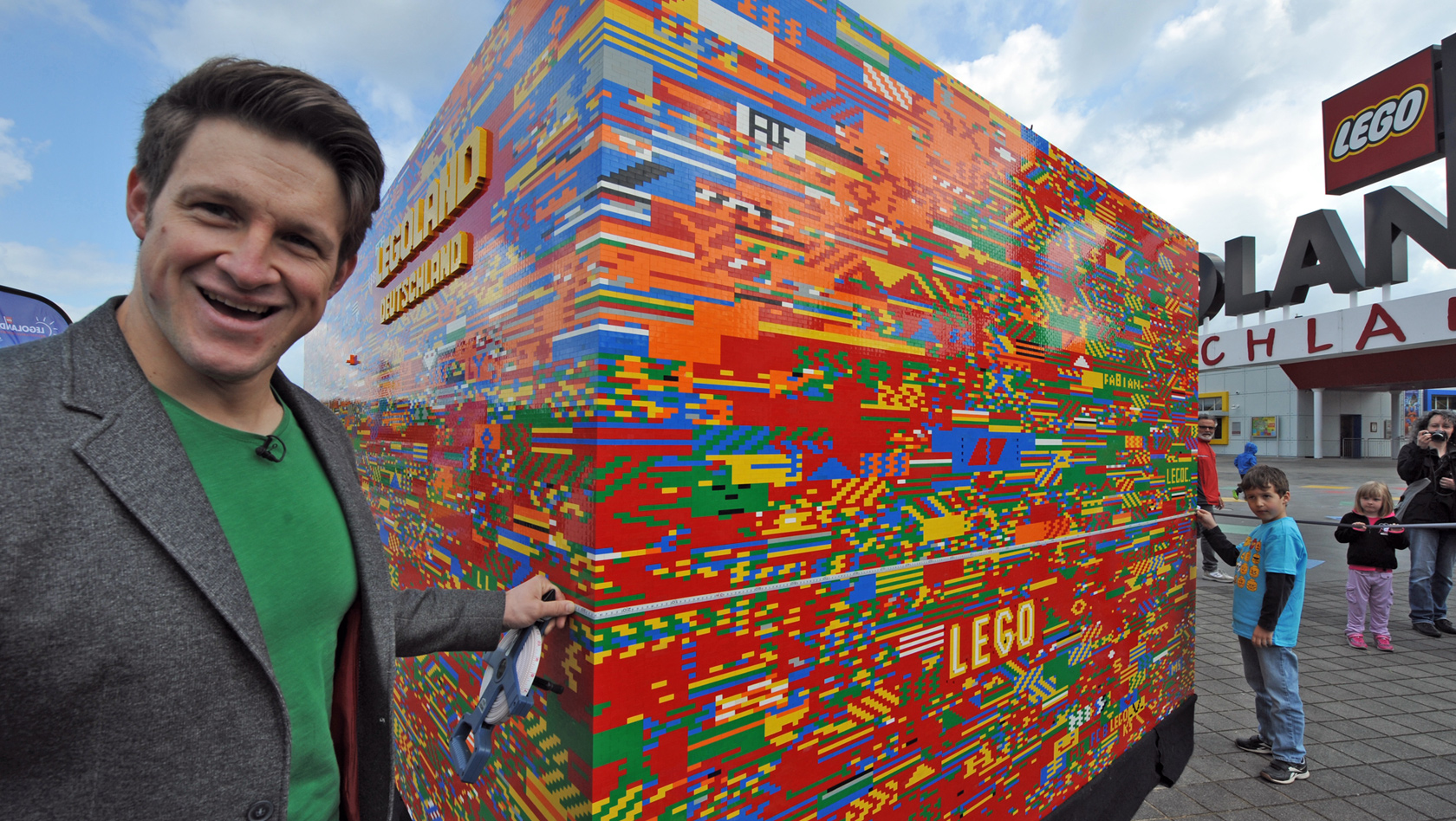 Matthias Steiner - Größter Legostein der Welt