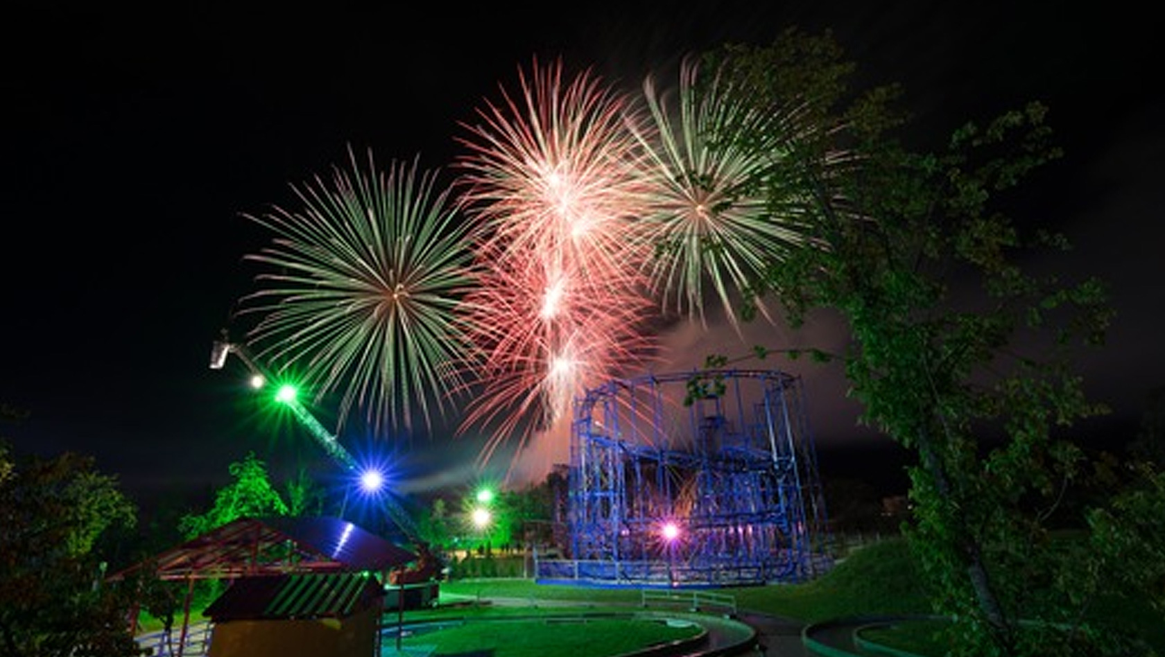 Feuerwerk über dem Skyline Park