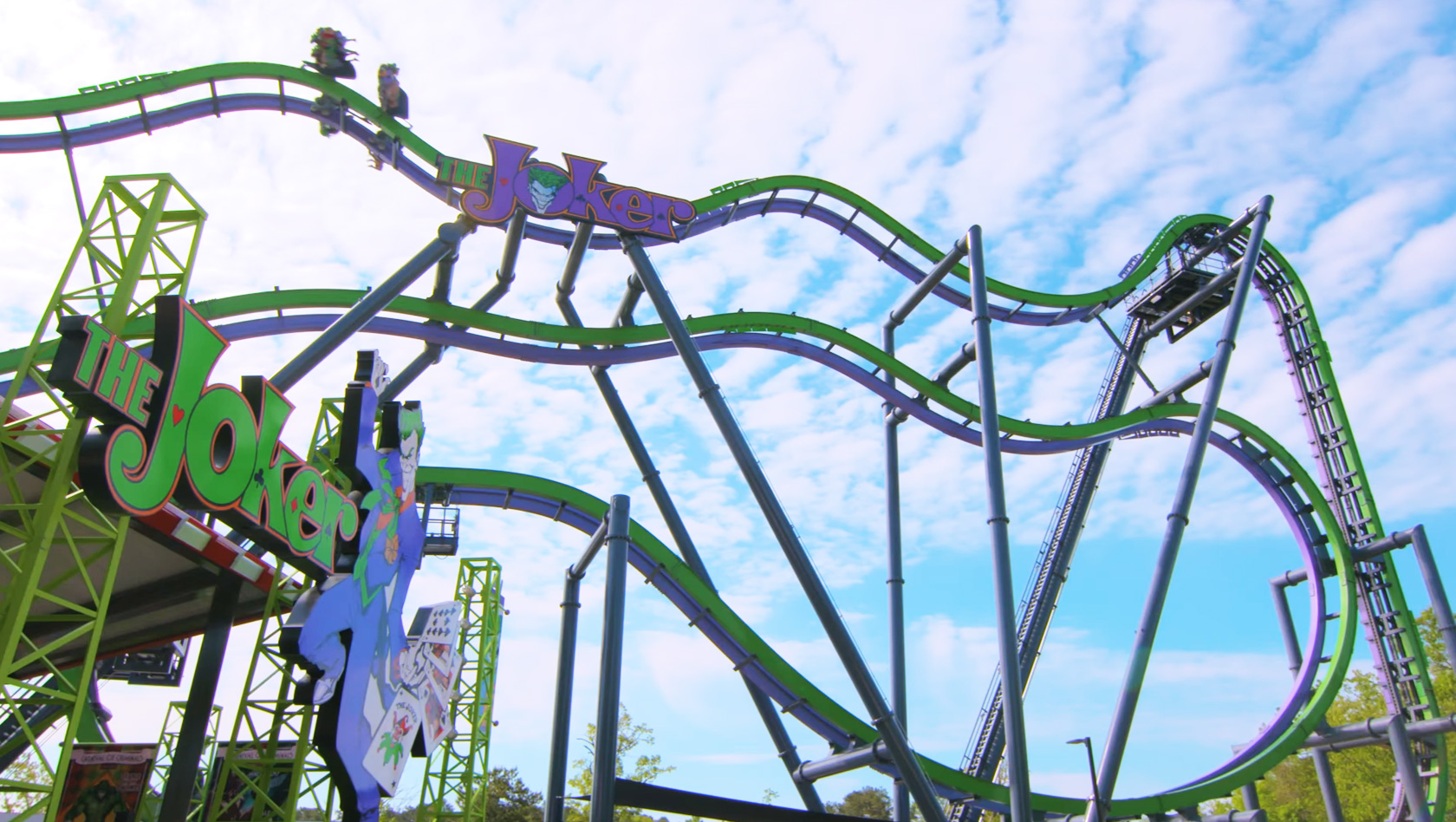 The Joker Free Fly Coaster von Six Flags