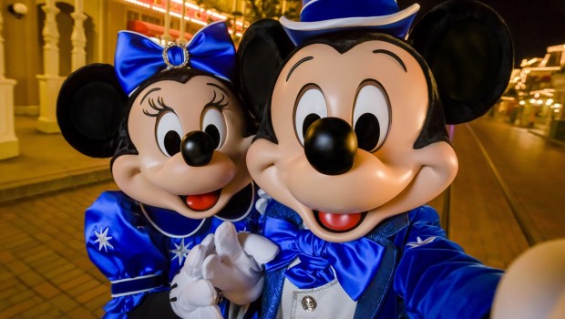 Mickey Mouse Minnie Look 2017 Disneyland Paris - Selfie