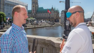 Christian Ohrens Tour Blind durch Hamburg Rathausbrücke