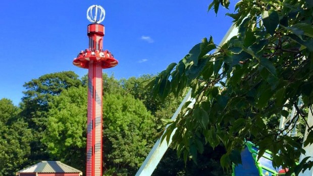 Woodlands Family Theme Park Vertigo Free Fall Tower