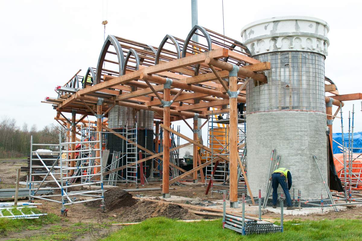 Bauarbeiten für den neuen Eingang im Toverland