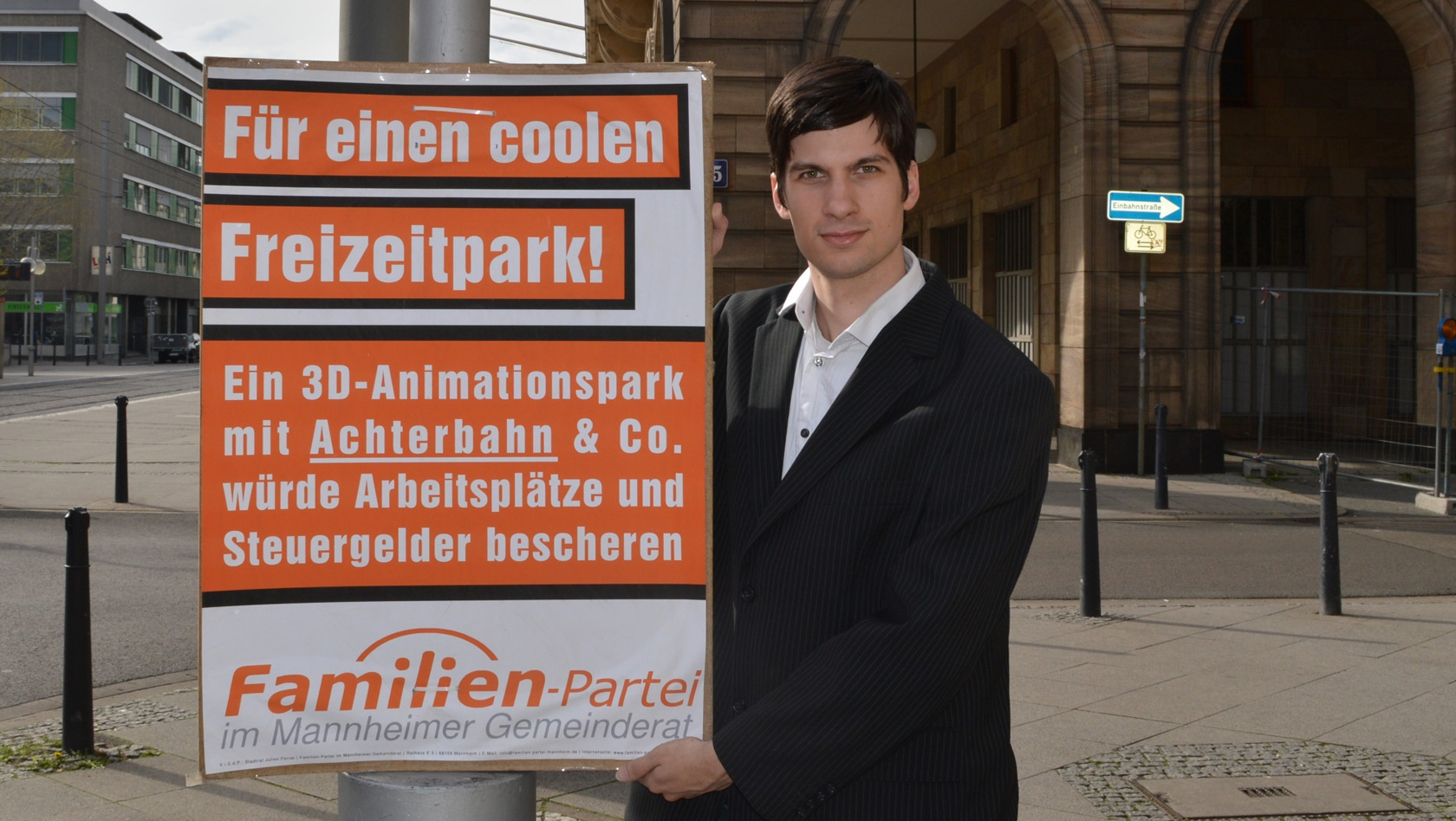 Kampagne für Freizeitpark in Mannheim 2018 mit Julian Ferrat von der Familien-Partei