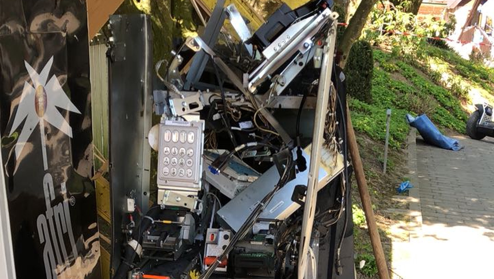 Schwaben-Park Geldautomat explodiert