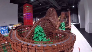 Holzachterbahn aus Lego von YouTuber Chairudo