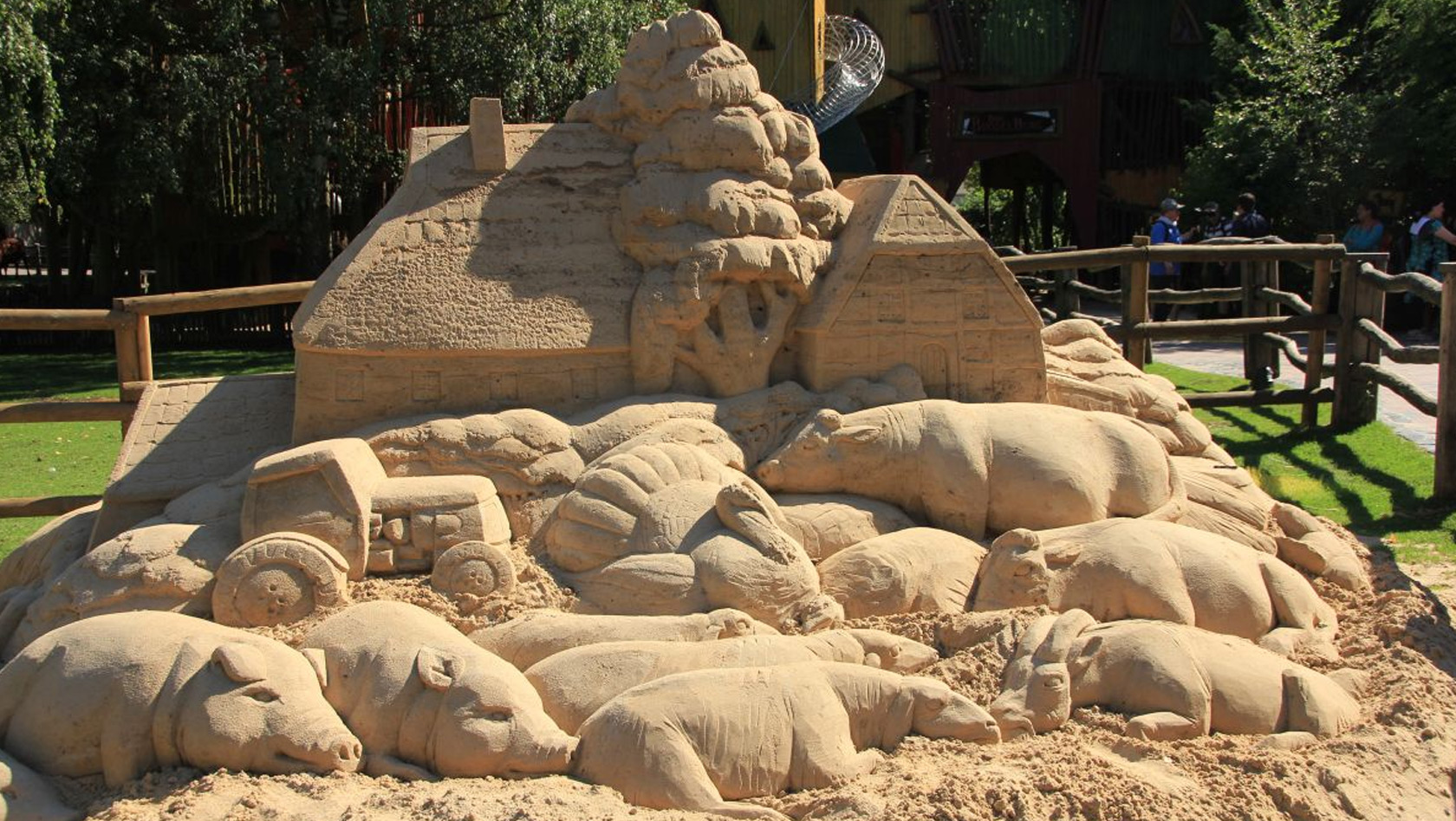 Erlebnis-Zoo hannover Sandskulptur von Wladimir Degtyarov