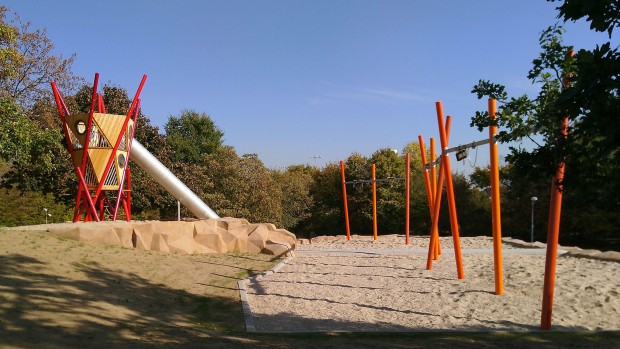 Freizeitpark Heerdt neugestaltete Spielfläche