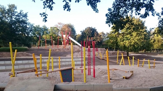 Freizeitpark Heerdt neugestaltete Spielfläche