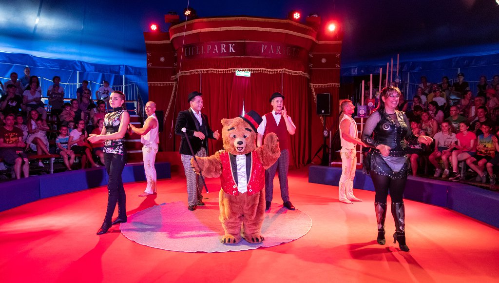 Eifelpark Purzels Zirkus-Show neu 2019 (Varieté-Zelt)