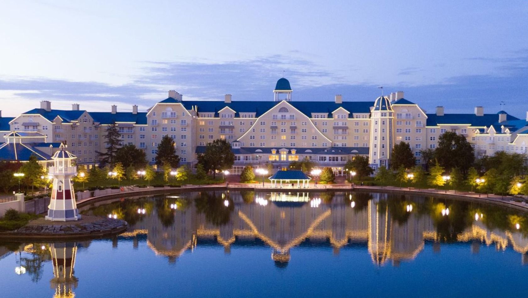Disney-Hotel &ldquo;Newport Bay Club&rdquo; wird zu Corona-Impfzentrum