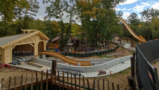 Familypark am Neusiedlersee neue Wasserbahn 2022 Baustelle Verschiebegleis
