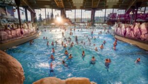 Ein Schwimmbecken in Rulantica vom Europa-Park
