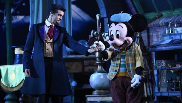 Micky und der Zauberer Mickey and the Magician Show Disneyland Paris 02
