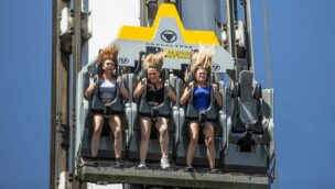 Drayton Manor Apocalypse Stand Up Free Fall Tower