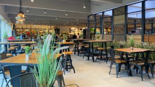 Hansa-Park Restaurant Weltumsegler neu 2022 Sitzbereich
