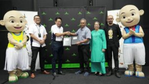 Die Übergabe der Absichtserklärung zum Bau des Themenparks zur Marke Upin & Ipin in Malaysia