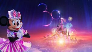 Werbefoto zum 30. Geburtstag des Disneyland Paris mit Minnie Maus