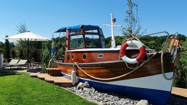 Die VIP Yacht "Stenrokk" in der Wasserwelt Rulantica