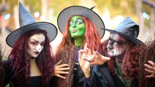 Drei Hexen zu Halloween im Familypark am Neusiedlersee