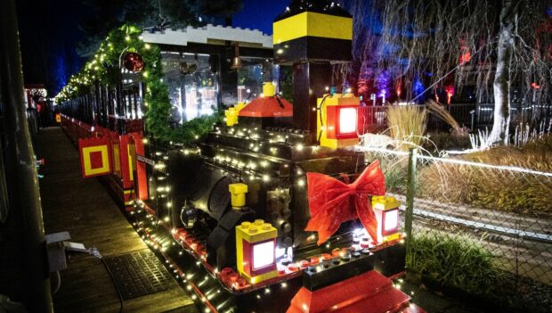 Der "LEGO Zug" zu Weihnachten im LEGOLAND Billund