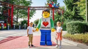 LEGOLAND Deutschland LEGO-Boy mit Kinder